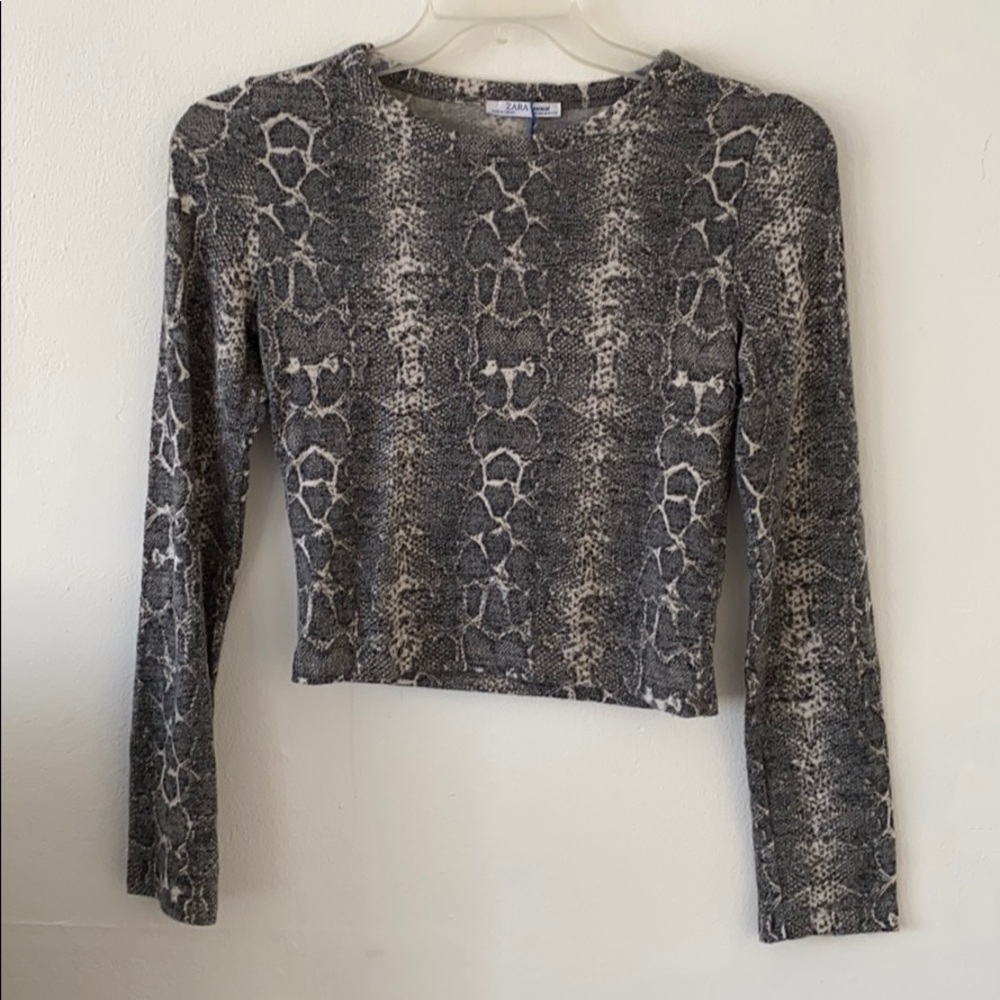 Zara snake skin print warm long sleeve top